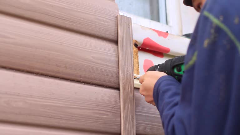 Storm Damage Siding Repair in Hubbard, OR